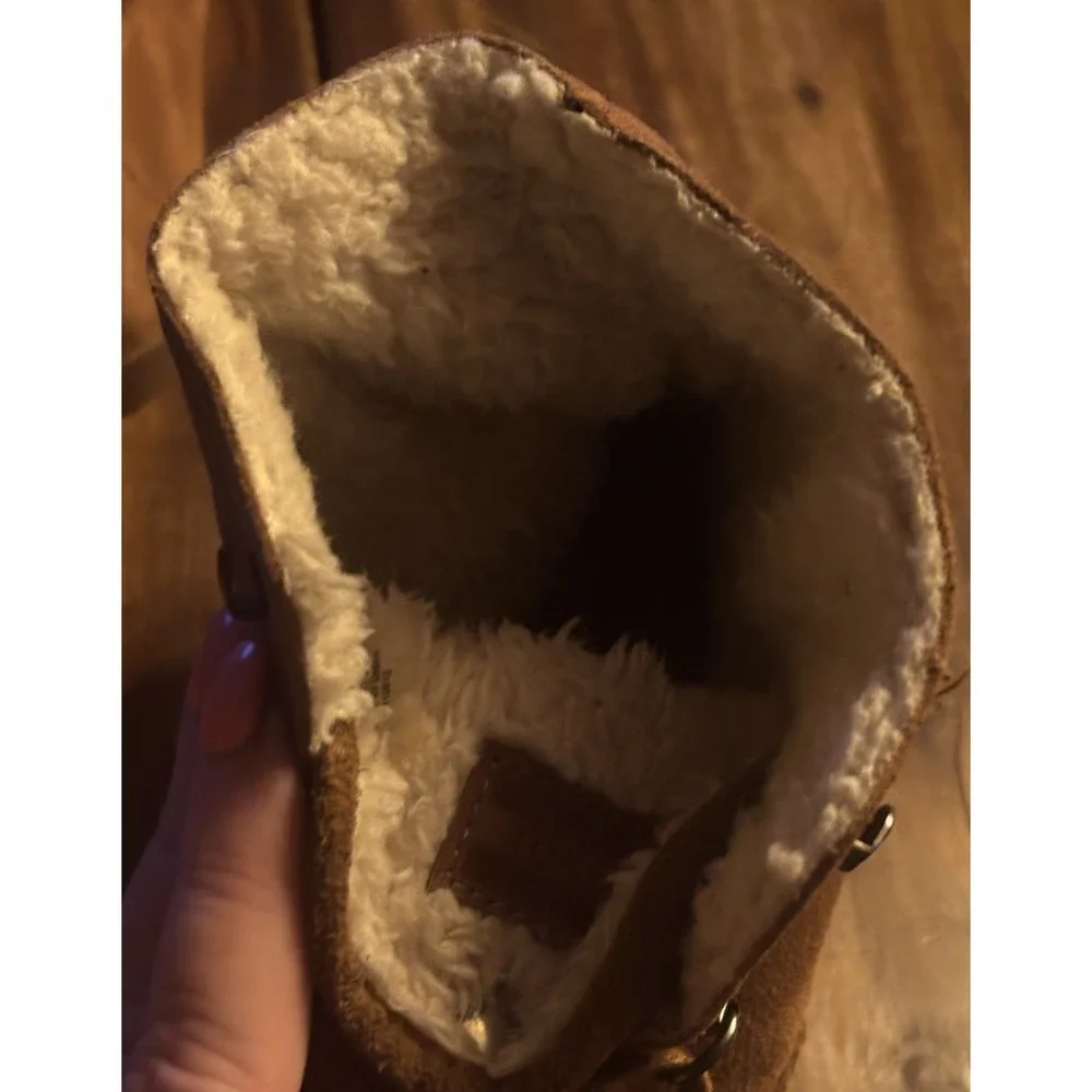 Tom's Alpine Suede Tan Boots With Cozy Fleece Lining Women's 11 Wide